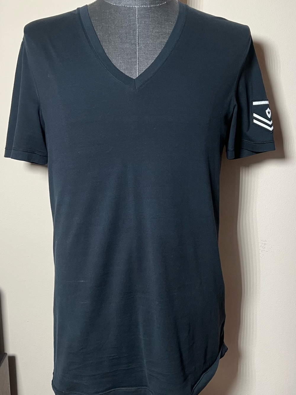 Gucci unisex Navy Blue V-Neck Short Sleeve Tee with military stitch Slim XL